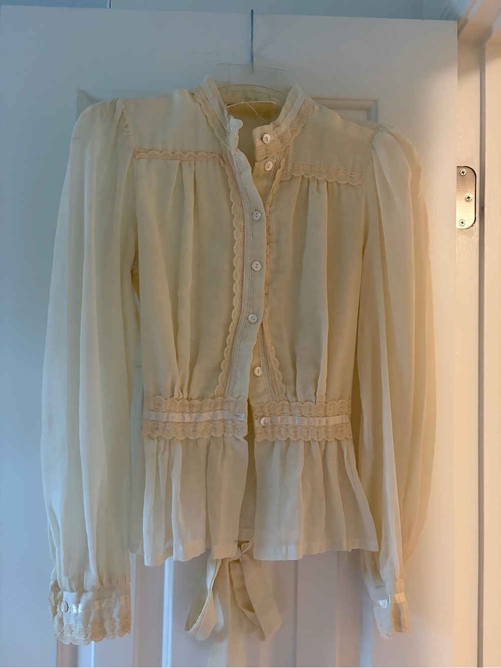 Vintage Cream Lace Trim Button-Front Women's Top